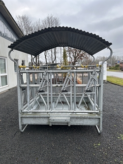 Foderhæk med fanggitter, 2x2 m. - Udstillingsmodel 